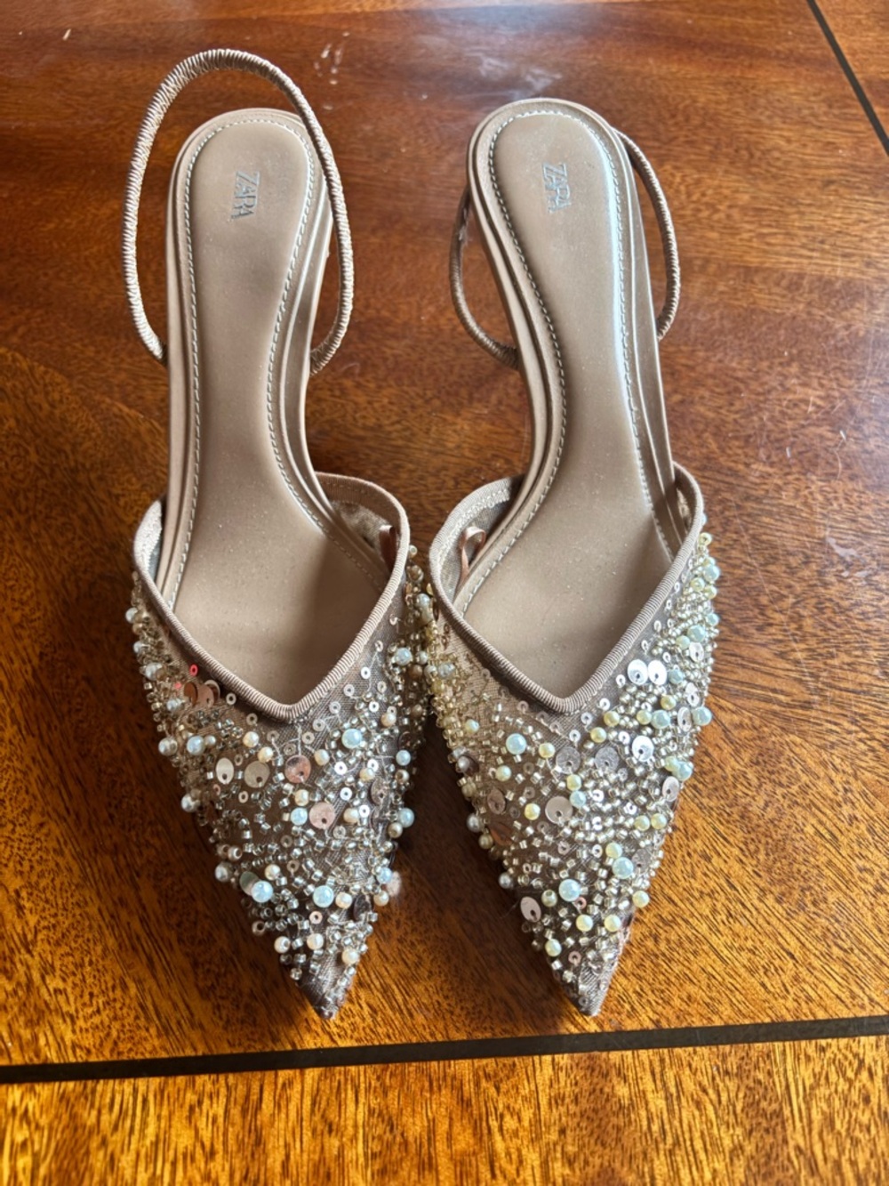Zara Women's Embellished Pointed Slingback Flats in Nude-Preowned